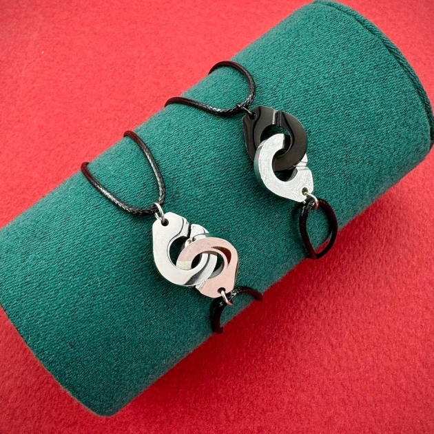 Stainless steel bracelet-for men