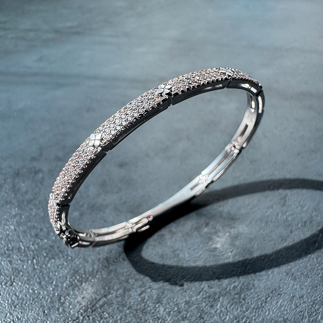 Alloy Gold Plated Pavé Clover Bangle - Image 5