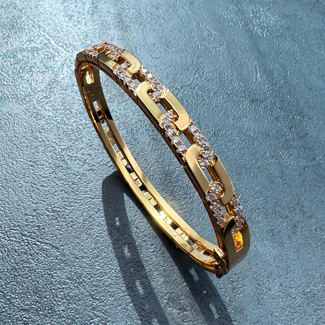 Alloy Gold Plated Link Bangle - Image 2