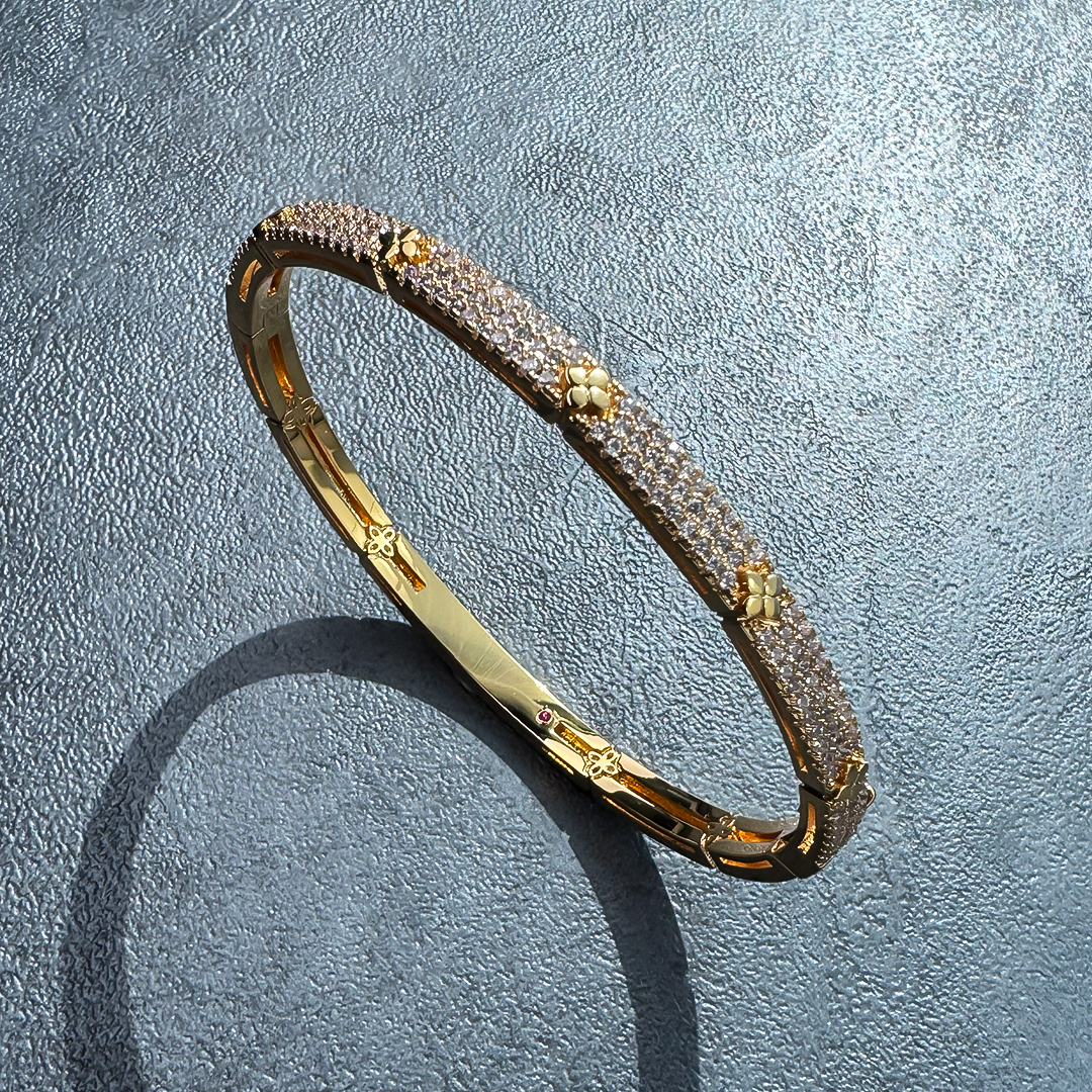 Alloy Gold Plated Pavé Clover Bangle - Image 3