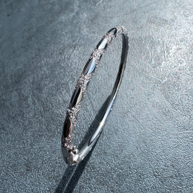 Alloy Gold Plated Twist Bangle