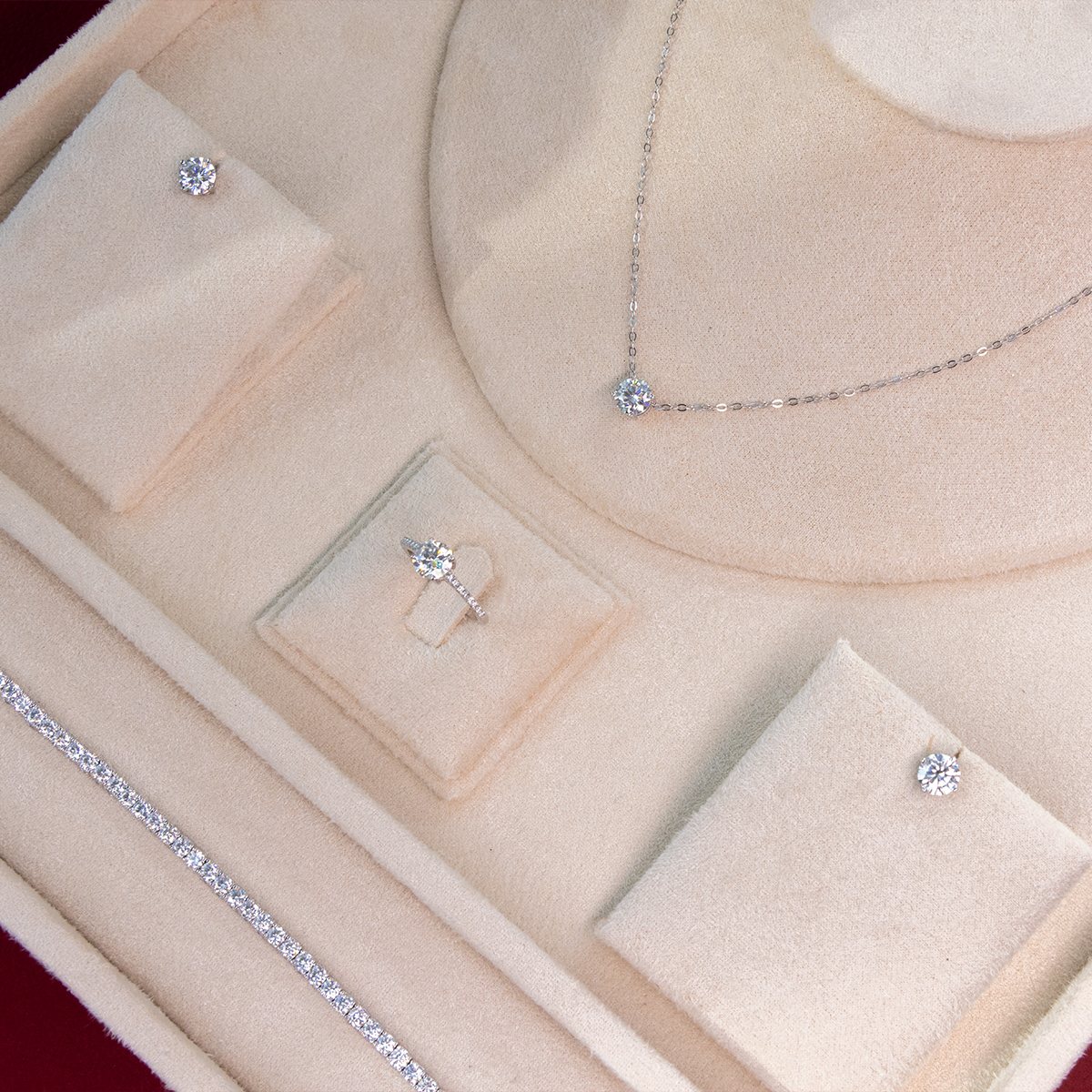 Women’s Silver Jewelry Set with Moissanite - Image 2