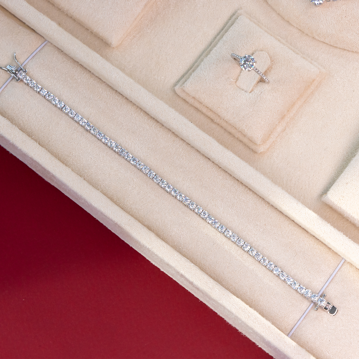 Women’s Silver Jewelry Set with Moissanite - Image 4