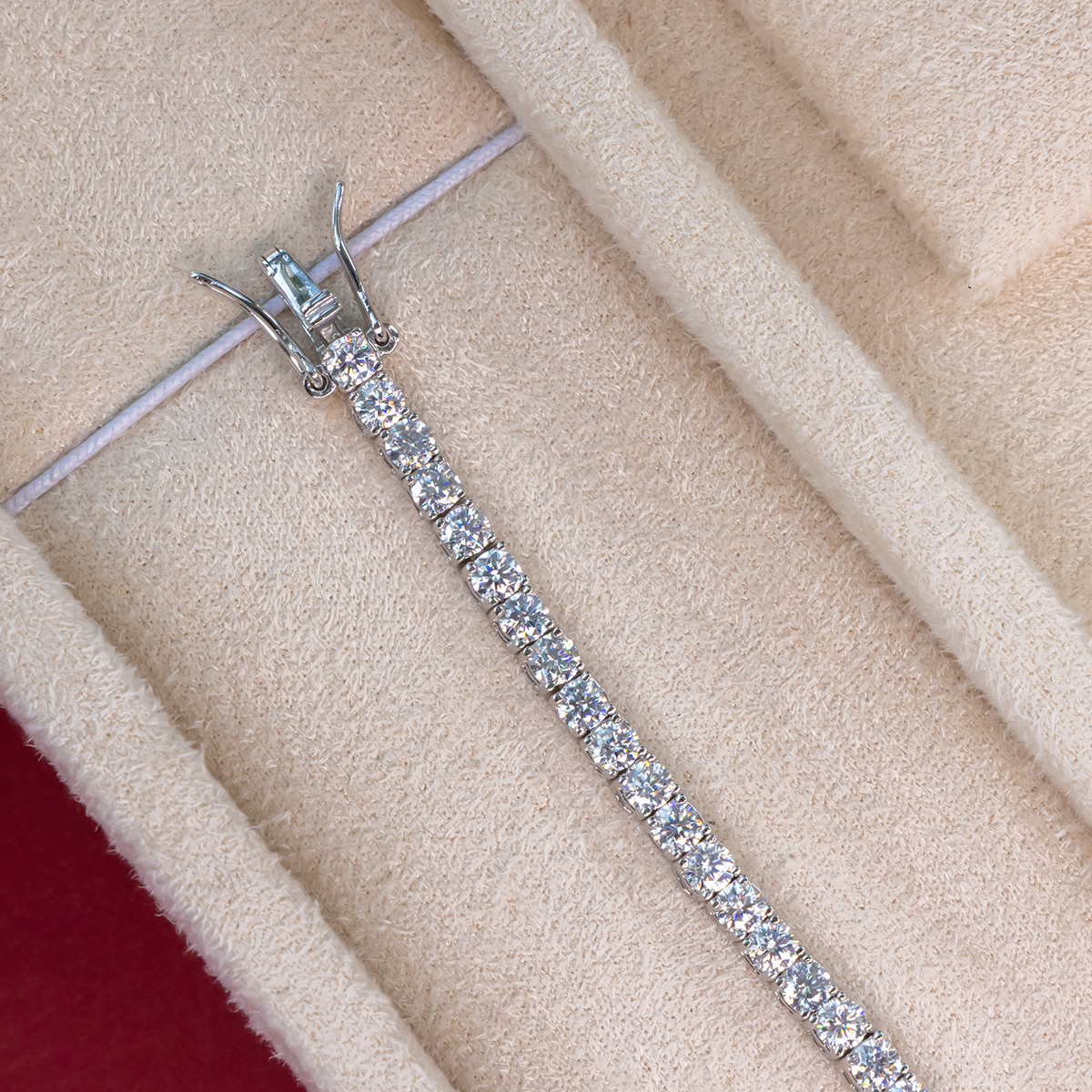 Women’s Silver Jewelry Set with Moissanite - Image 7