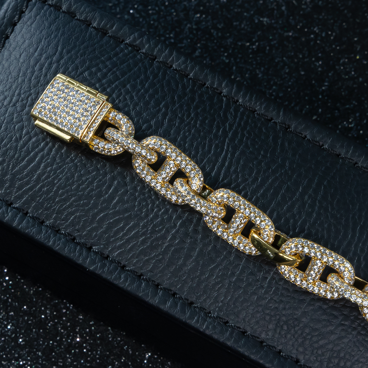Alloy Gold Plated Link Bracelet - Image 4