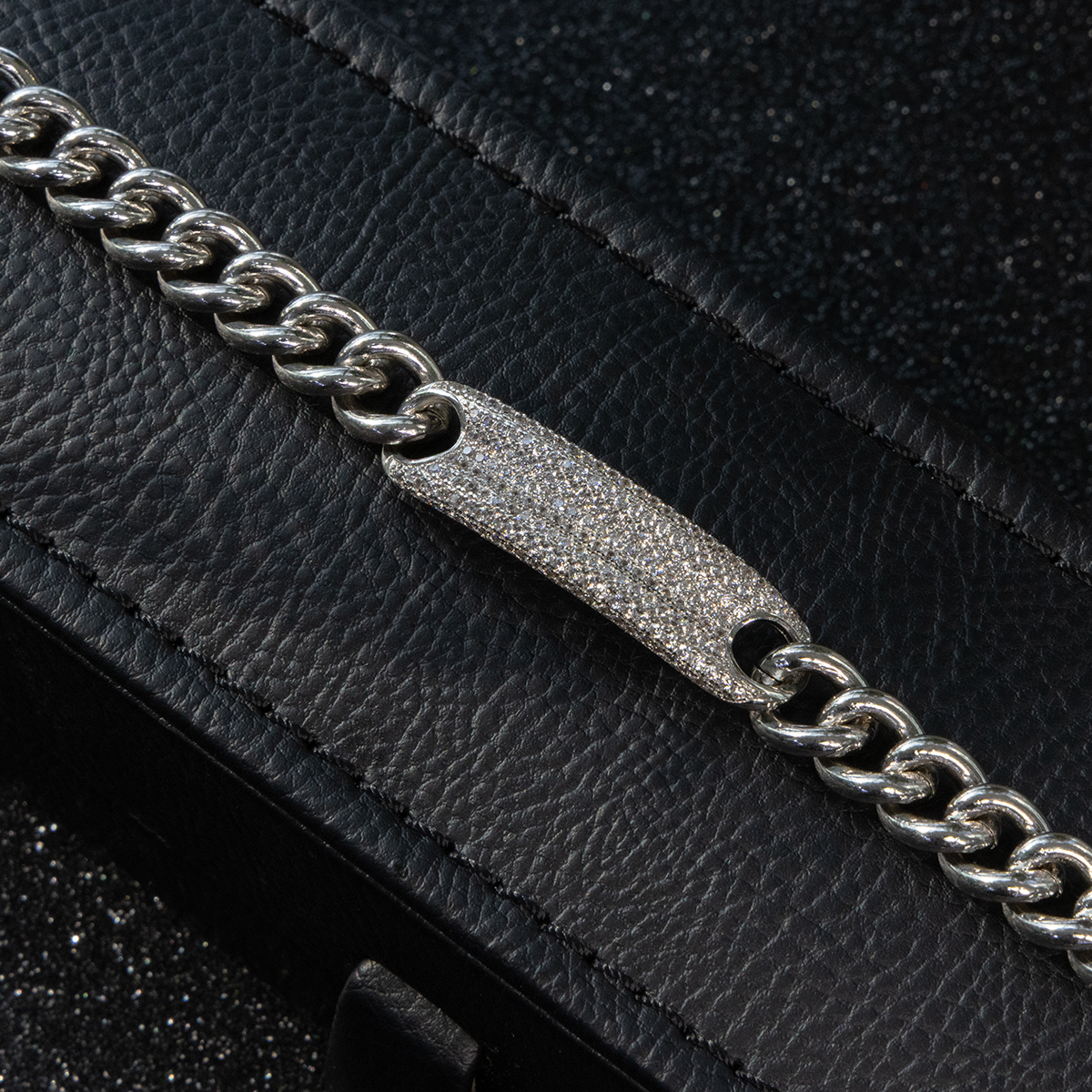 Alloy Gold Plated ID Chain Bracelet - Image 5
