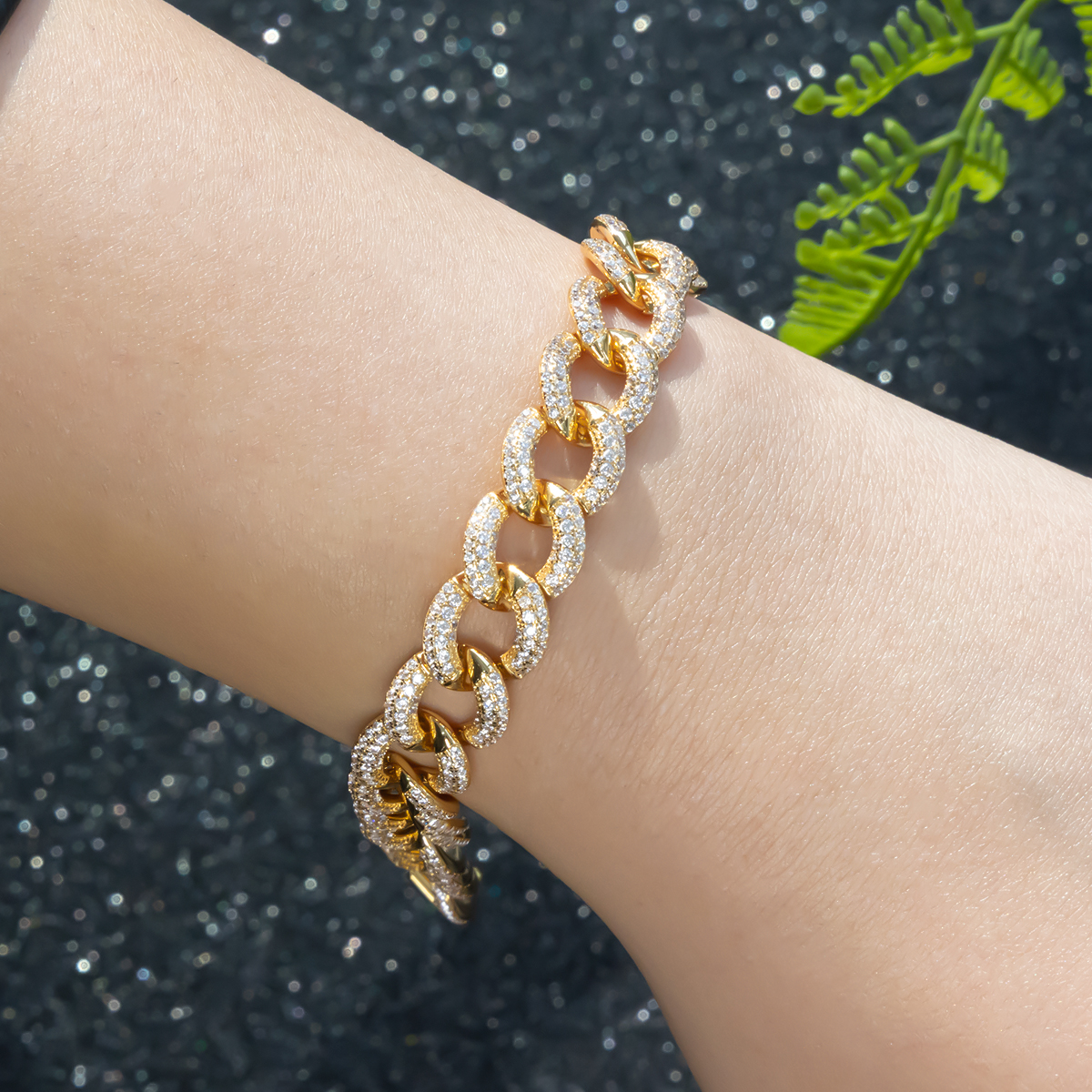 Alloy Gold Plated Link Bracelet - Image 3