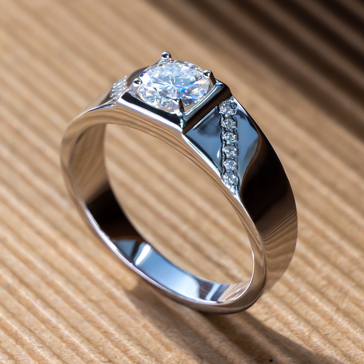 Men's Silver Ring Lab Moissanite - Image 2