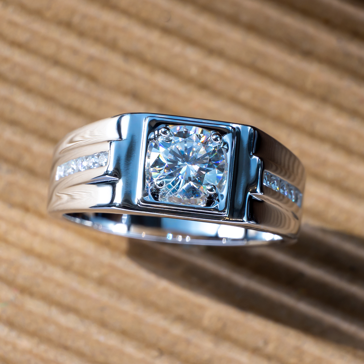 Men's Silver Ring Lab Moissanite - Image 2