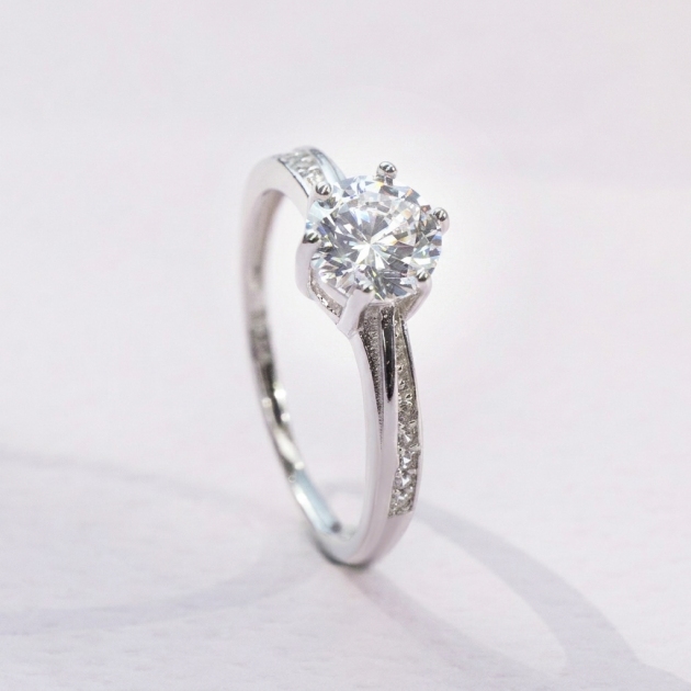 Diamondlite Round Channel Accent Ring in 925 Silver
