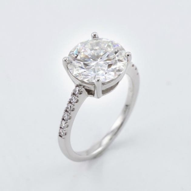 Lab Moissanite Round Solitaire Ring in 925 Silver