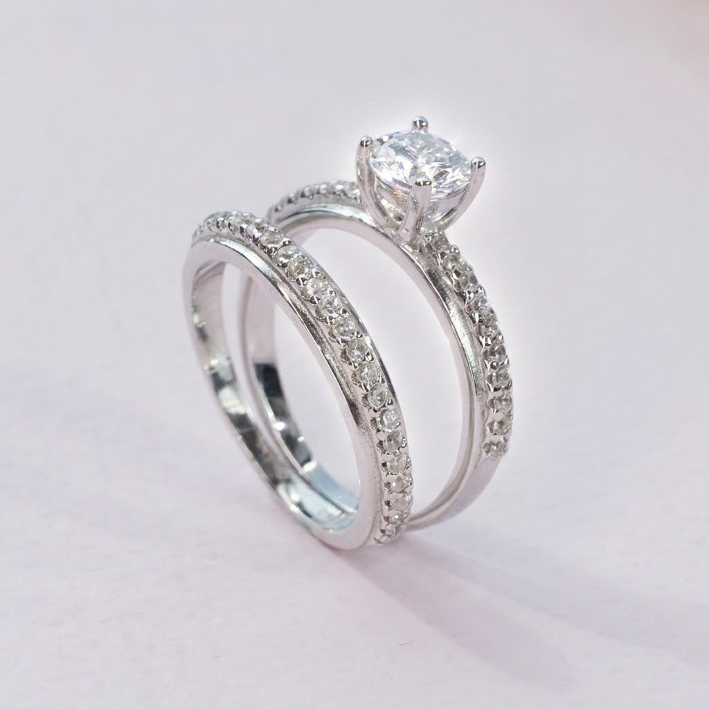 Diamondlite Round Solitaire Bridal Ring Set in 925 Silver