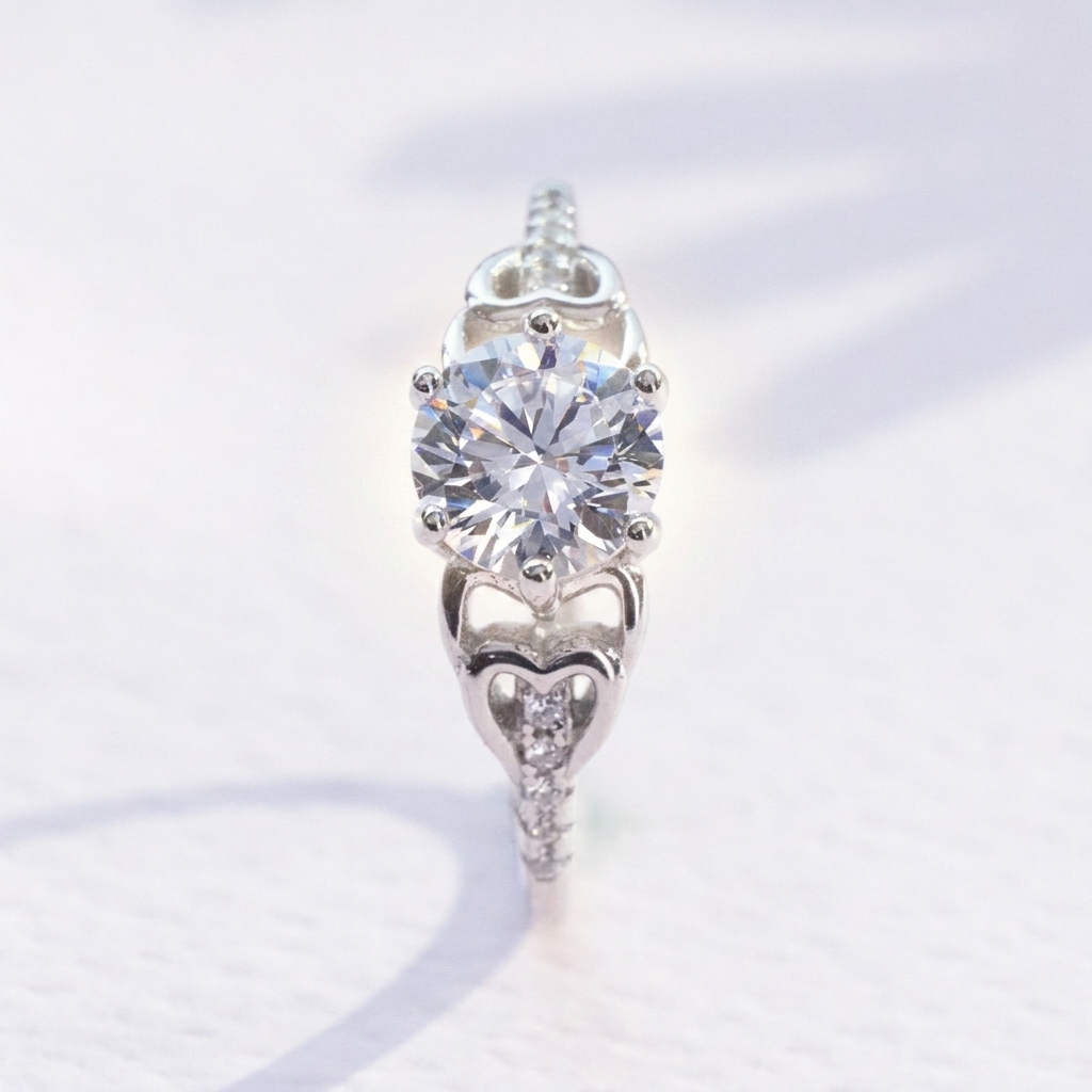 Diamondlite Round Heart Accent Ring in 925 Silver - Image 2