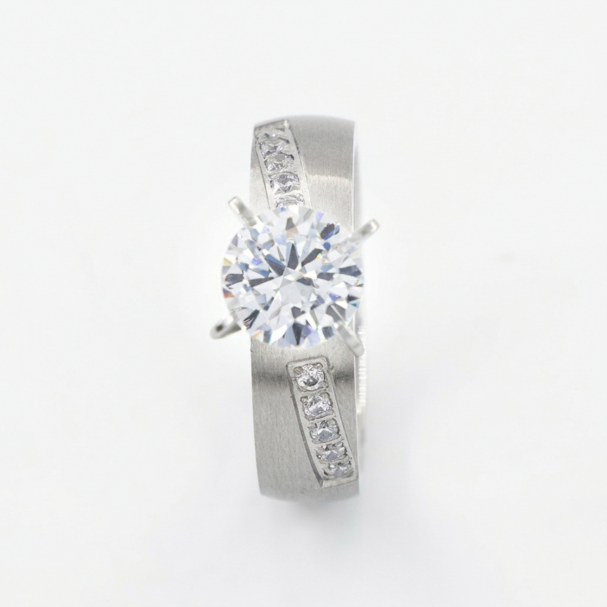 Round Solitaire Pavé Band Diamondlite 316L Stainless Steel Ring - Image 2