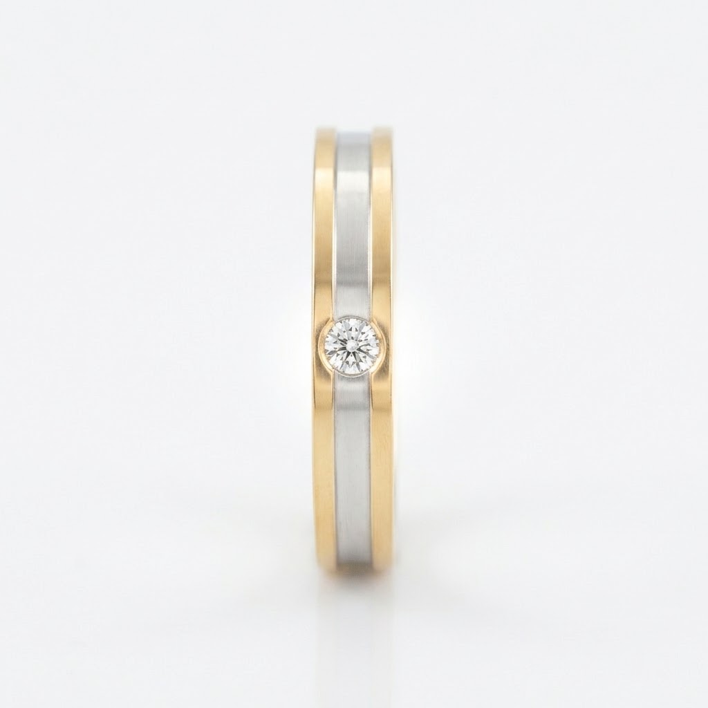 Single Stone Textured Diamondlite Band Ring - Image 3